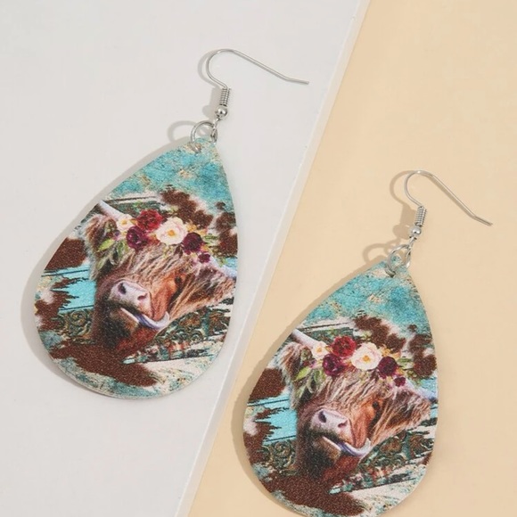EMERY ROSE Highland Cow Print Water Drop Earrings - Picture 2 of 4